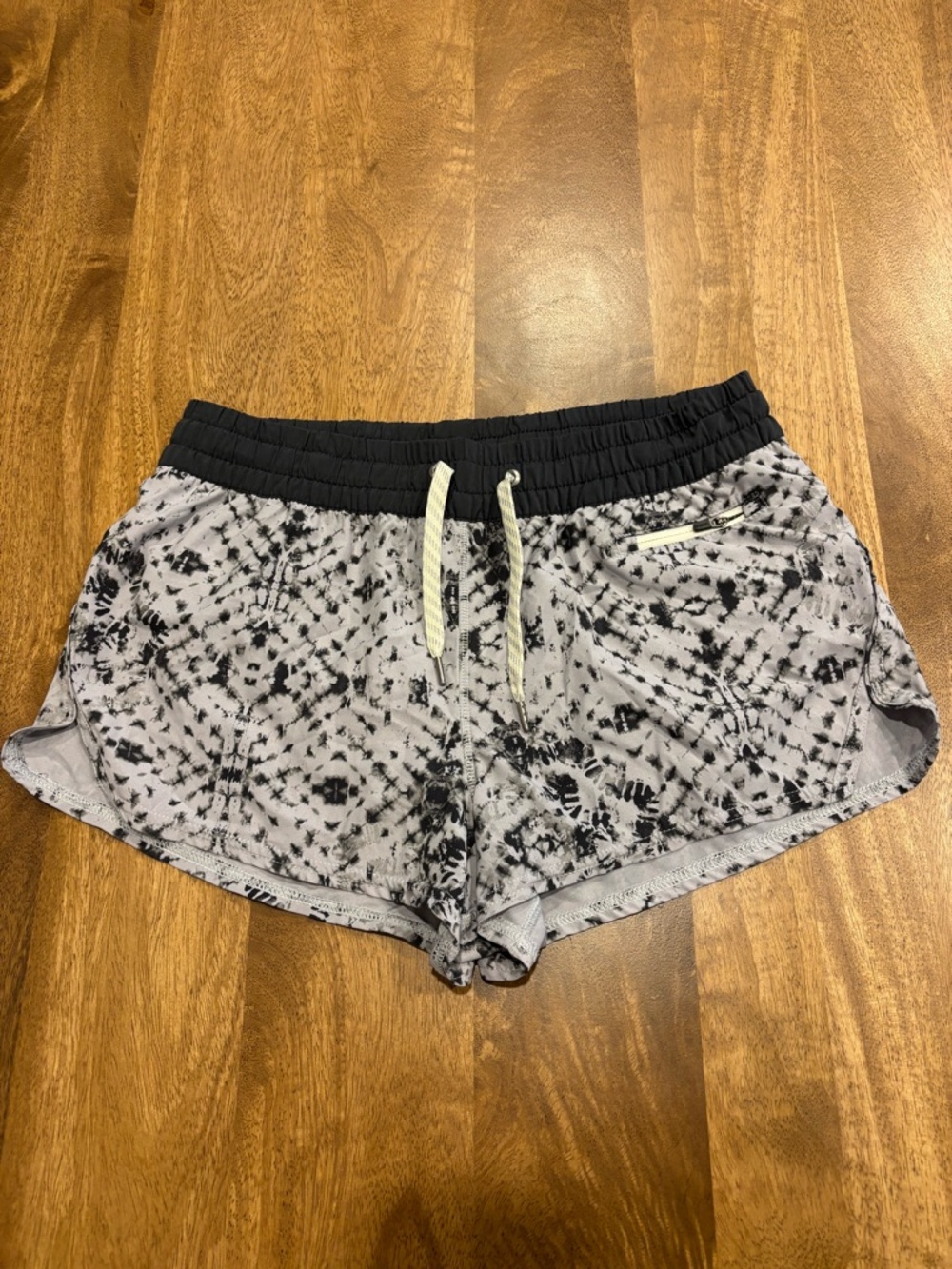 Vuori women’s shorts